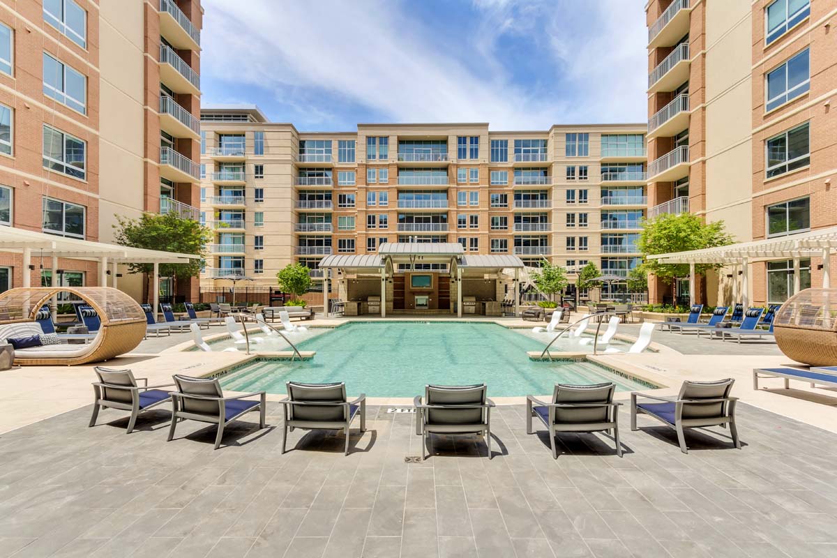 Preston Hollow Apartments The Douglas Home